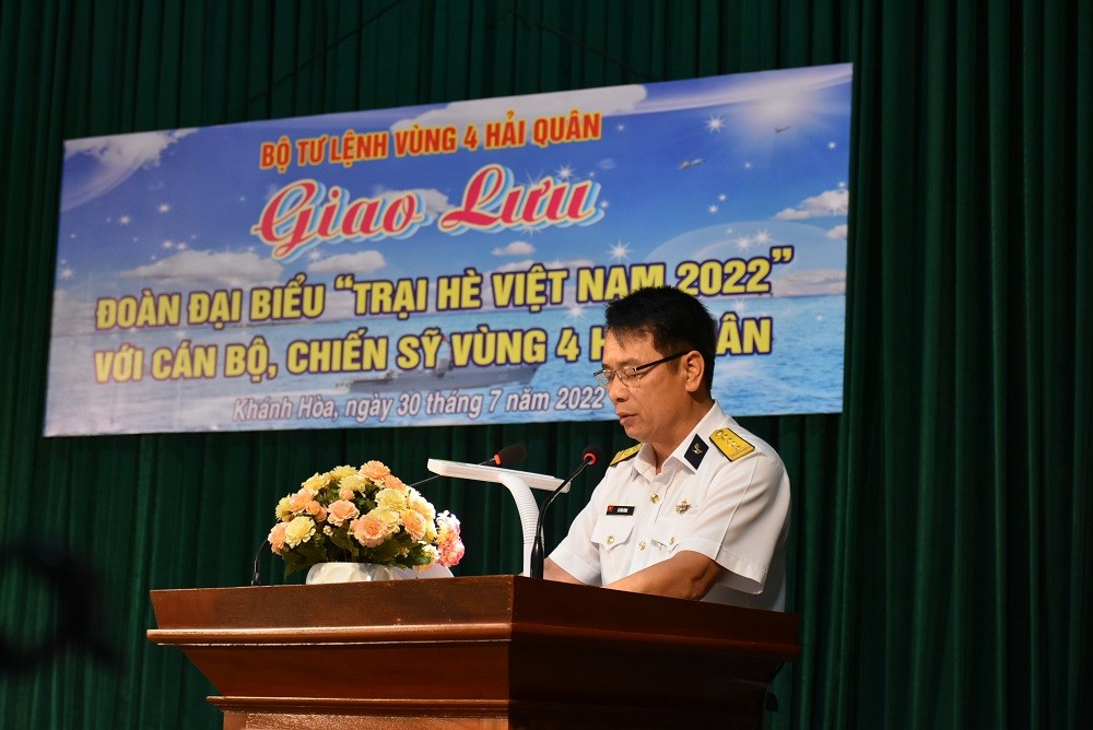 (07.31) Đại tá Lã Văn Hùng phát biểu tại buổi giao lưu. (Ảnh: Trọng Lạc)