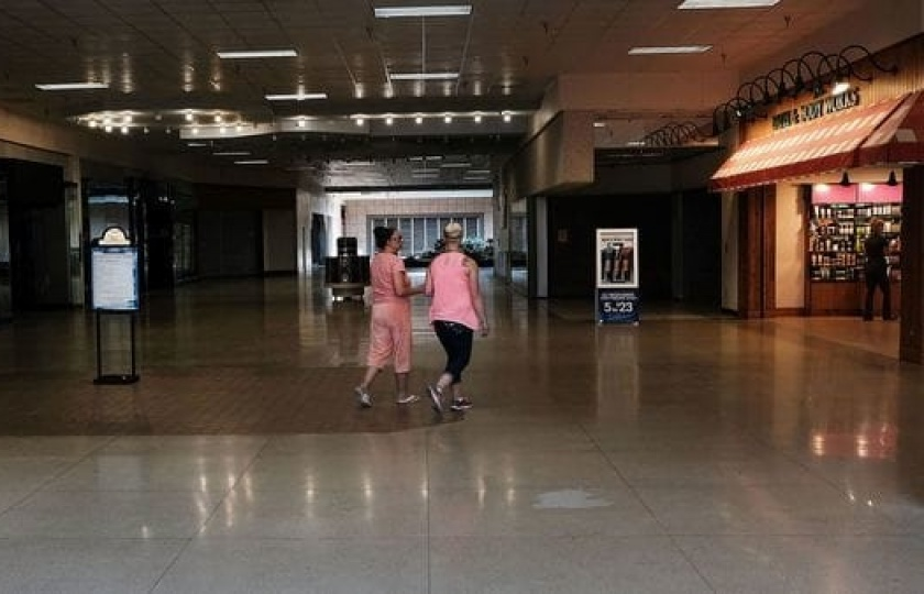 trung tam thuong mai da het thoi