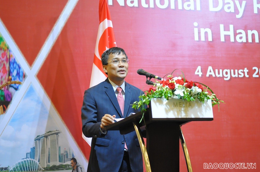 Thứ trưởng thường trực Bộ Ngoại giao phát biểu tại buổi lễ. (Ảnh: Minh Quân)