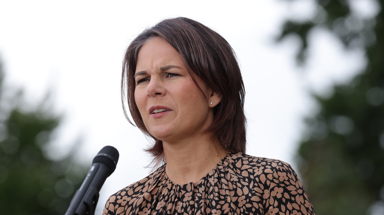 Ngoại trưởng Đức: Trung Quốc không được chuyển vũ khí, hàng lưỡng dụng cho Nga Ngoại trưởng Đức: Trung Quốc không được chuyển vũ khí, hàng lưỡng dụng cho Nga