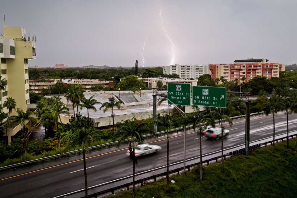 thien tai tai nan tai tay ban nha pakistan va my