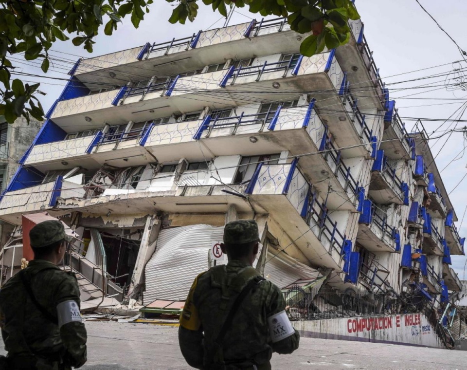 caf cap vien tro giup mexico khac phuc dong dat