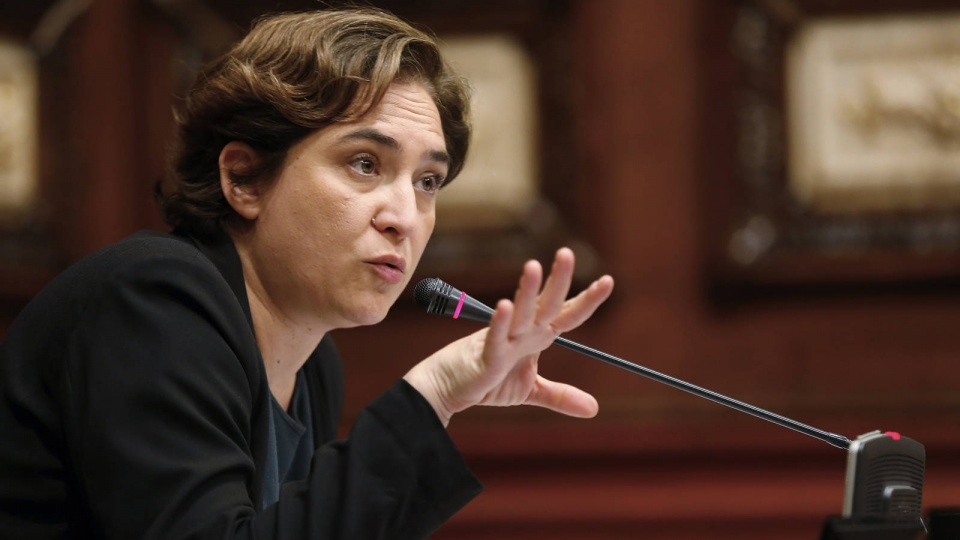 thi truong barcelona keu goi eu giup hoa giai van de catalonia