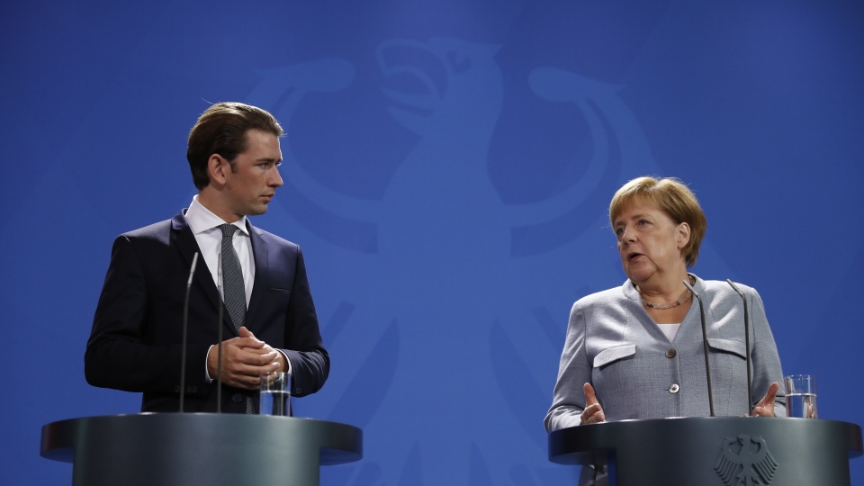 hoi dam duc ao nong chuyen nguoi nhap cu