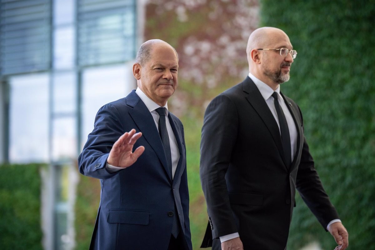 (09.05) Thủ tướng Đức Olaf Scholz và người đồng cấp Ukraine Denis Shmyhal ngày 4/9 đã thảo luận về vấn đề tái thiết Ukraine hậu xung đột. (Nguồn: Europa Press)