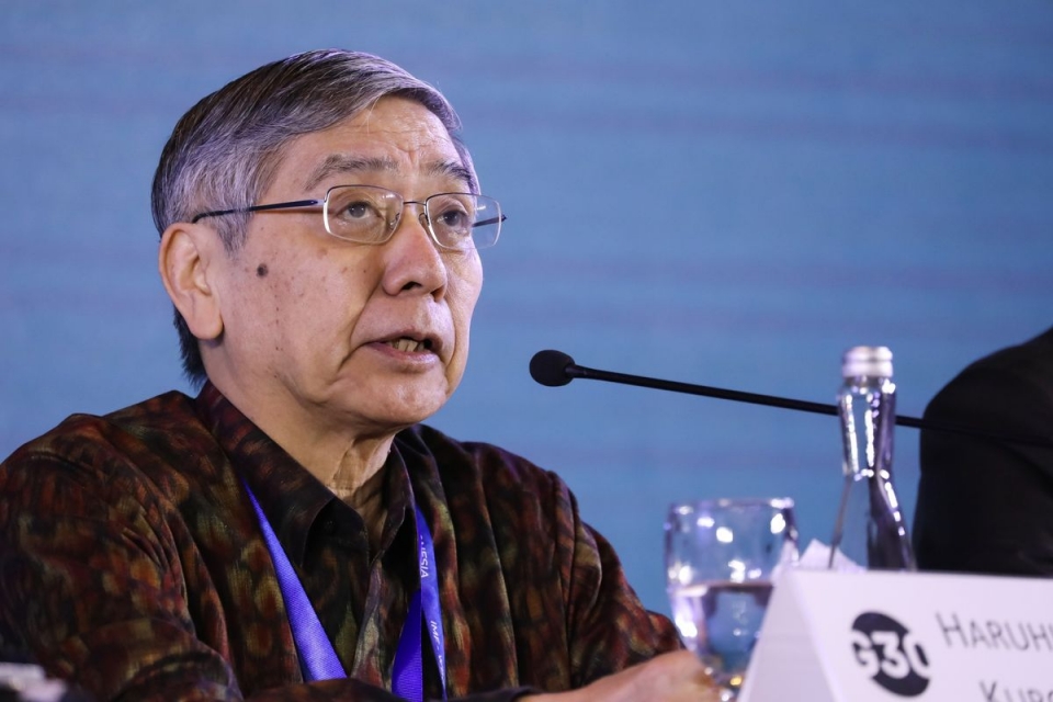 nhat ban canh bao ve su troi day cua chu nghia bao ho