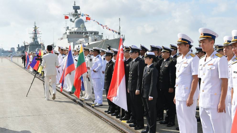 viet nam phan doi dai loan trung quoc tap tran tren bien dong