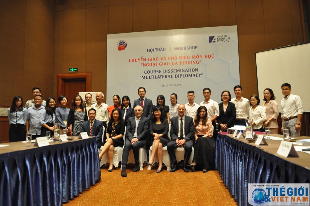Chú trọng đào tạo nhân lực ngoại giao đa phương trong bối cảnh mới