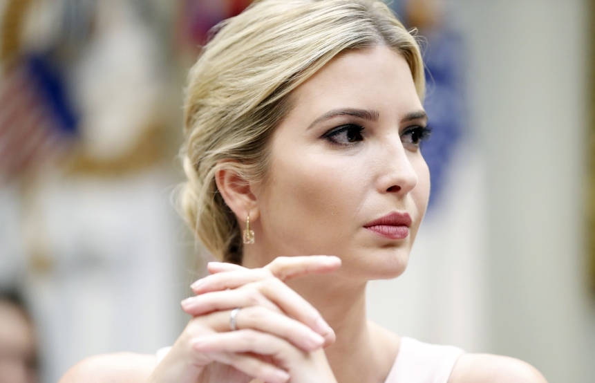 Dùng email cá nhân xử lý công việc Nhà Trắng, bà Ivanka Trump sẽ nối bước bà Clinton?