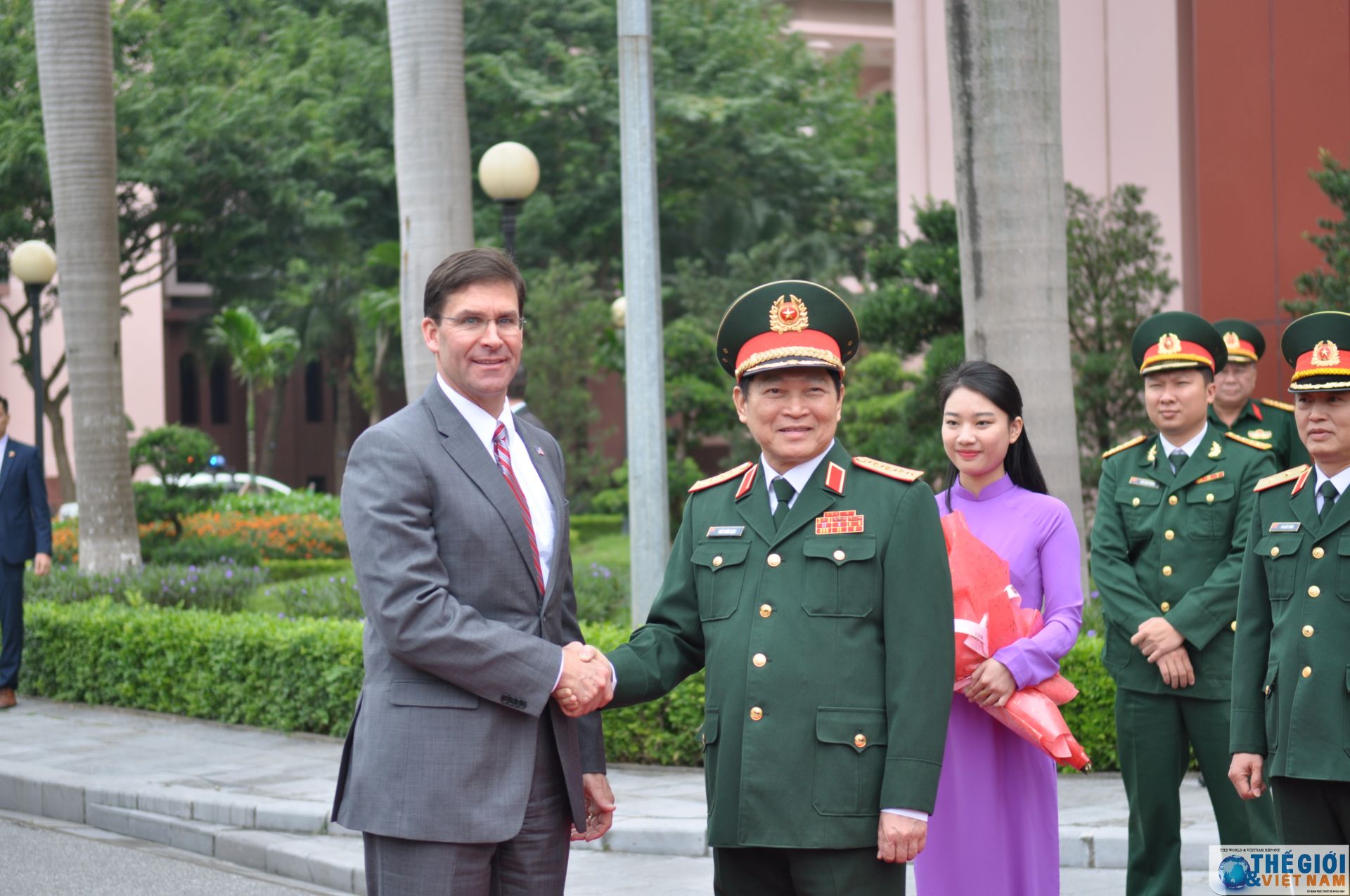 bo ngoai giao thong tin ve chuyen tham cua bo truong quoc phong hoa ky