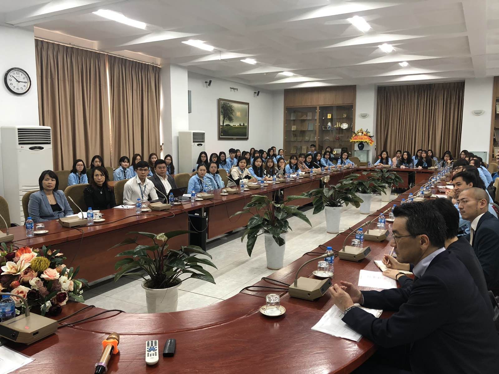 viet nam nhat ban can hop tac vi hoa binh phon vinh o chau a