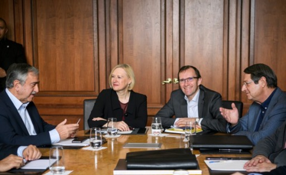 vong dam phan da u nam ve tai thong nhat dao cyprus