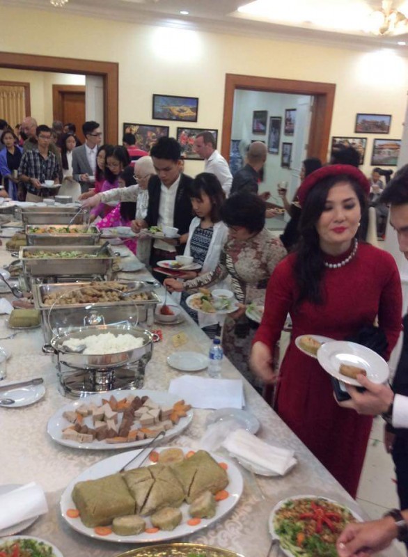 a m a p te t co ng do ng xuan bi nh than ta i indonesia