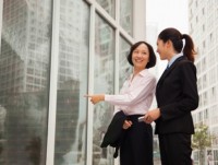 lhq dua phu nu vao vi tri trung tam trong kien tao hoa binh va an ninh