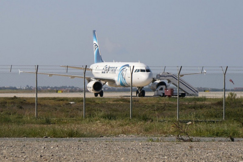 ai cap khong ta c mang cha t no tha pha n lo n con tin