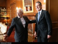 iran se ban cho nga 40 tan nuoc nang