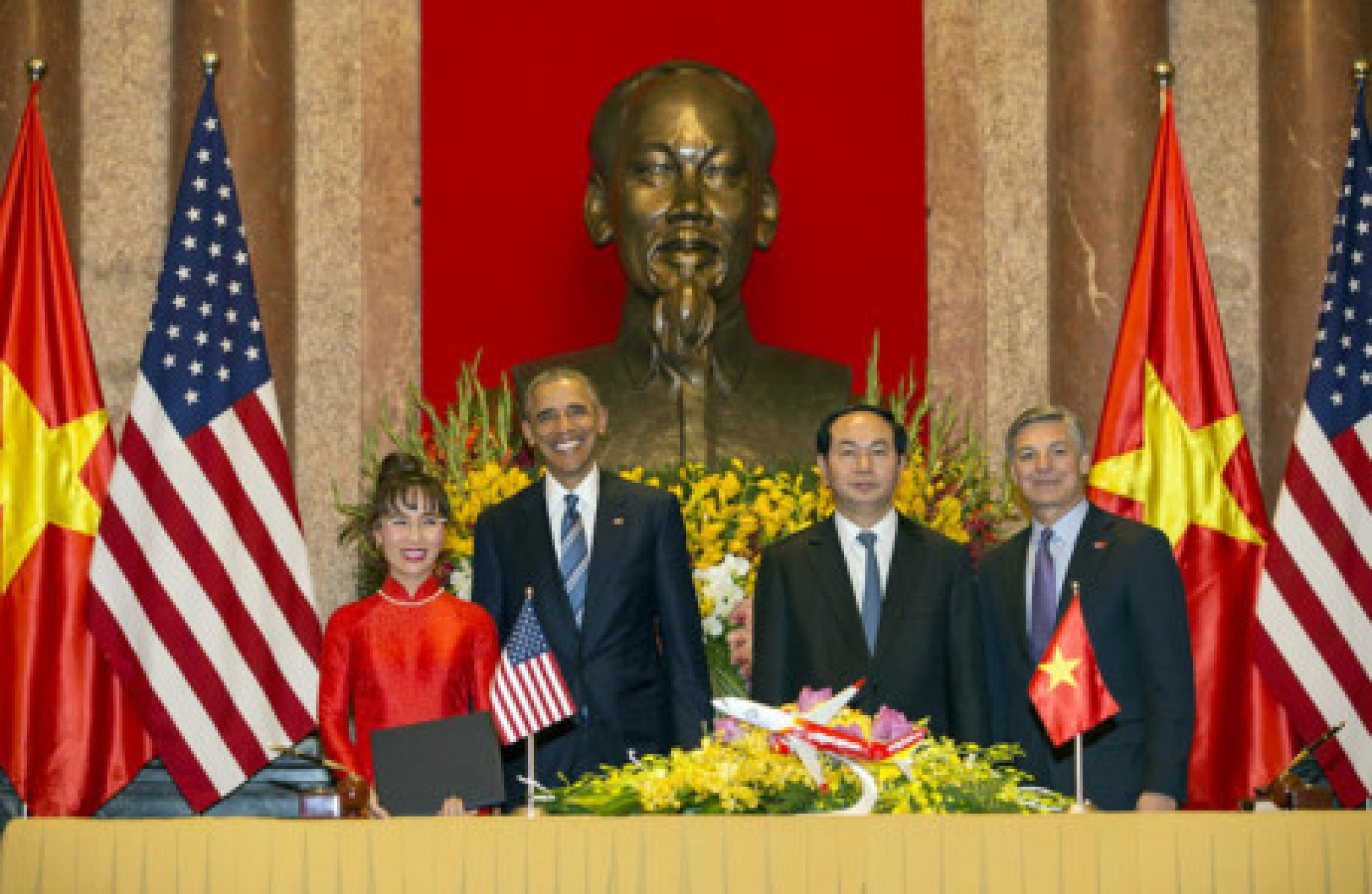 hoa ky ho tro quan he doi tac cong tu vo i vie t nam