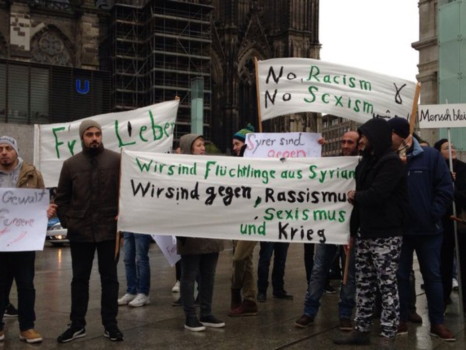 du c bie u ti nh cho ng phan bie t chu ng to c toa n quo c