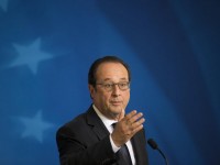 canh huu phap buoc vao mua bau cu tong thong 2017