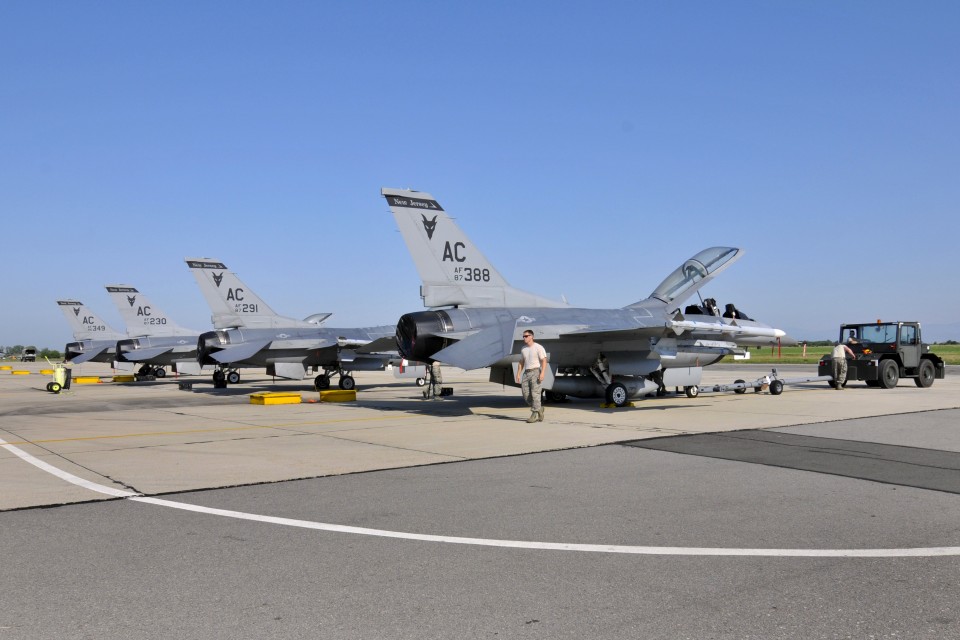 nato tap tran khong quan o bulgaria