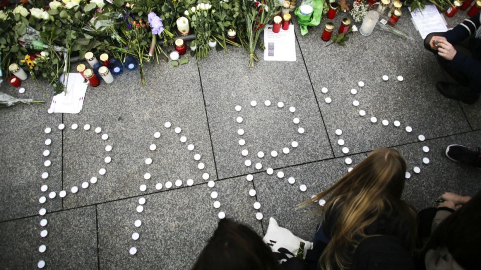 vi sao phap la muc tieu cua khung bo