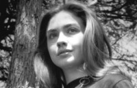 ba clinton cong khai ho so thue gay suc ep len ong trump