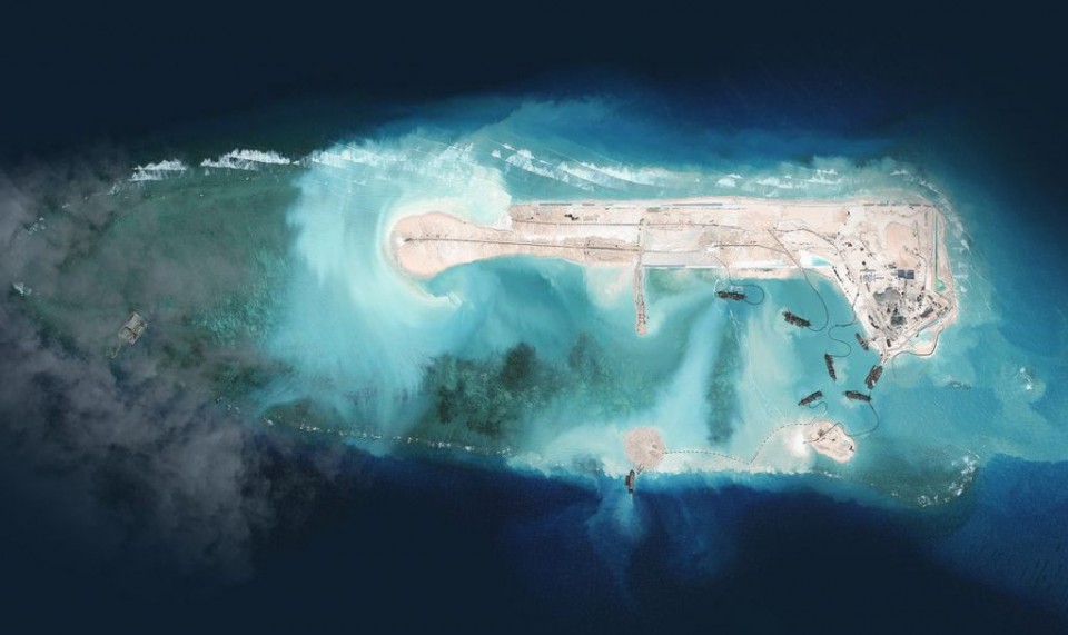 hoc gia indonesia ra tuyen bo chung ve phan quyet cua toa trong tai