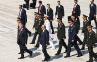 tho nhi ky hy vong mo trang moi quan he voi nga