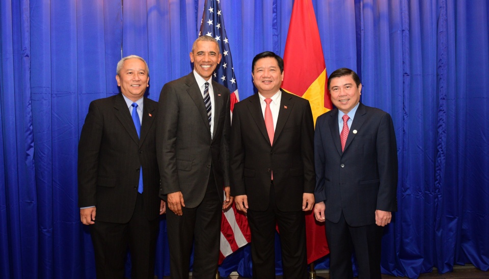 doi ngoai tp ho chi minh chu dong va sang tao