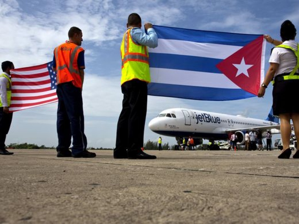 chuyen bay thuong mai dau tien cua my den cuba sau hon nua the ky