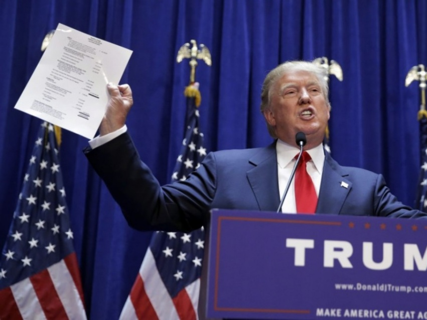 donald trump doa ra don hiem hon voi ba clinton trong cuoc tranh luan toi