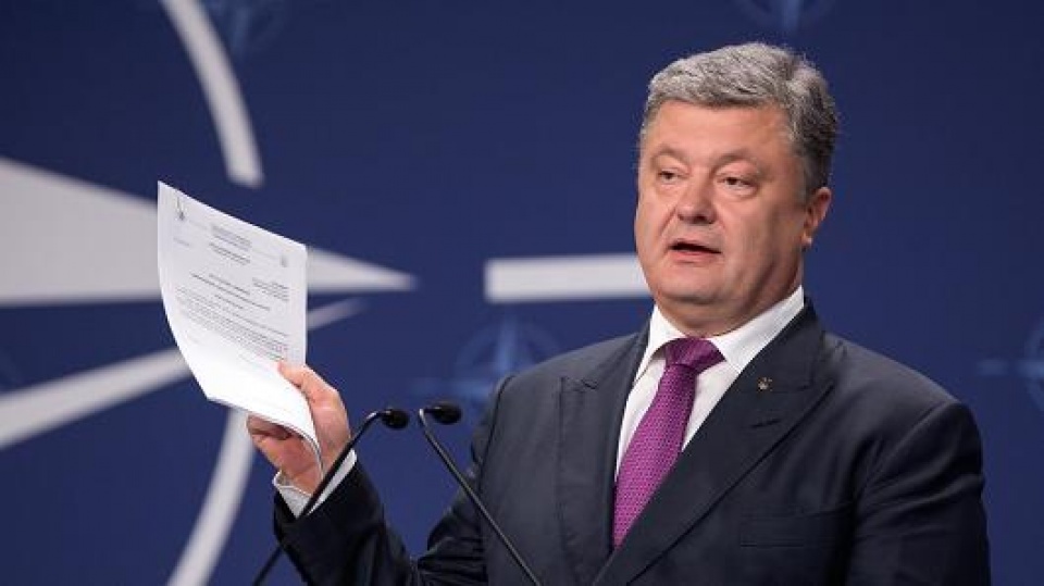 chinh phu ukraine nhat tri thuc thi ngung ban o mien dong