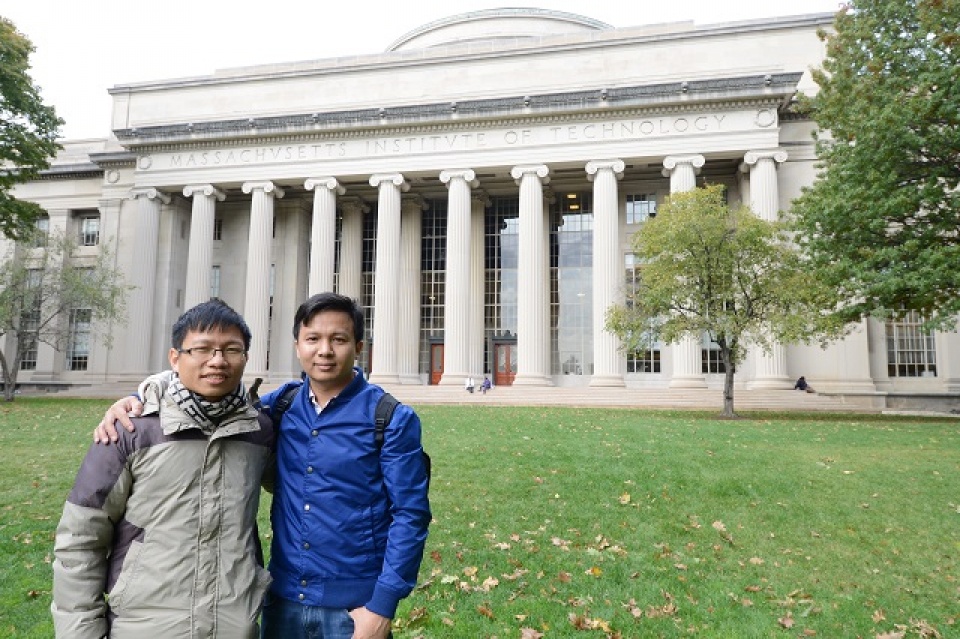 8x viet duoc dac cach lam giang vien vien cong nghe so 1 the gioi