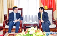 thu truong dang dinh quy tham va tham khao chinh tri tai ecuador