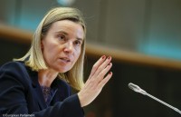 albania co can cu quan su dau tien cua nato