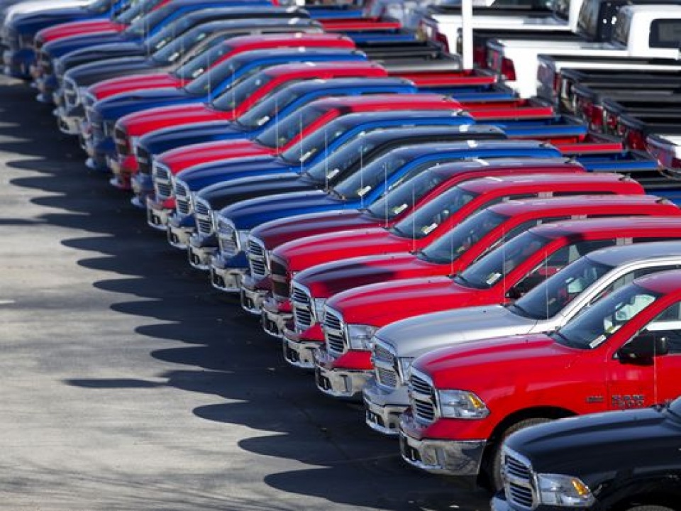 my thi truong o to thang 10 a m da m do sieu ba o