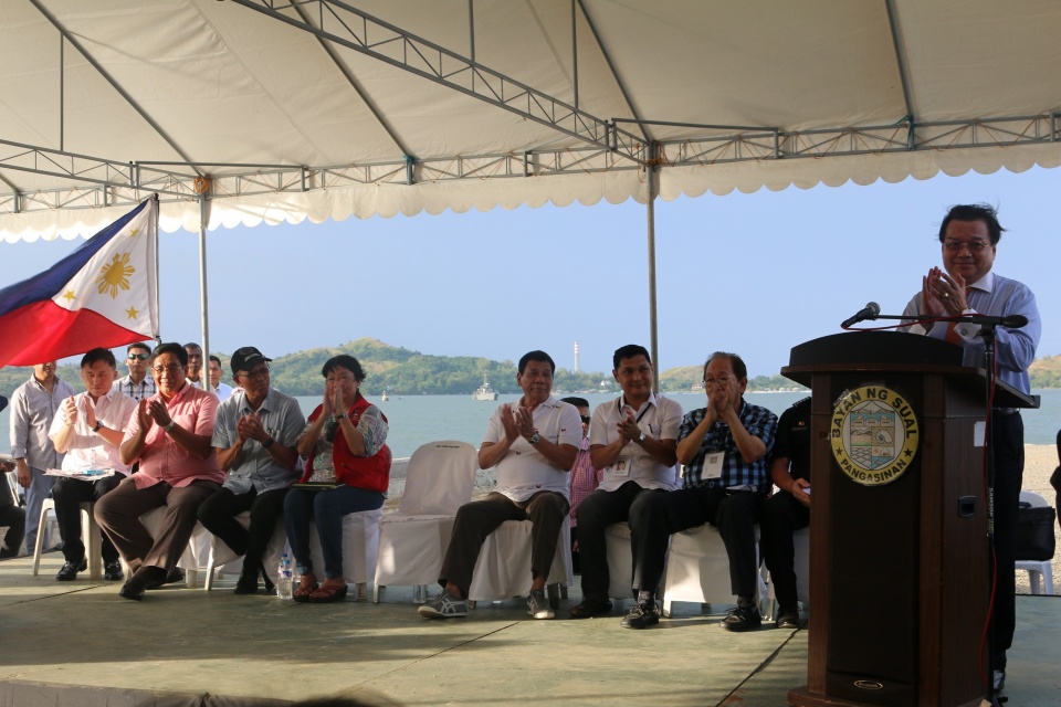 to ng tho ng philippines chu tri le trao tra tau ca va ngu dan viet nam