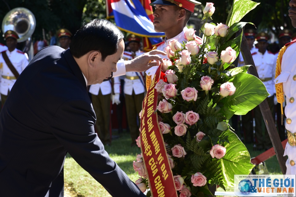 nhin lai chuyen tham cuba cua chu tich nuoc tran dai quang