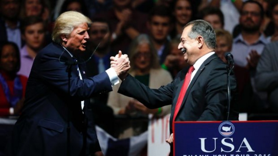 ong trump muo n bo nhie m them doanh nhan va o no i ca c