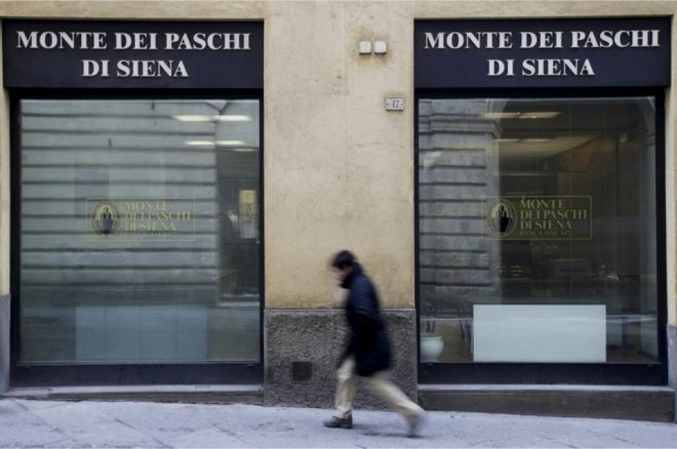 Italy đề xuất nâng nợ công nhằm giải cứu ngân hàng italy de xuat nang no cong nham giai cuu ngan hang