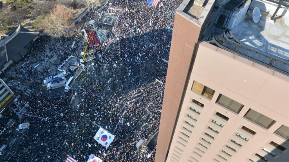 han quoc bieu tinh ram ro tai seoul