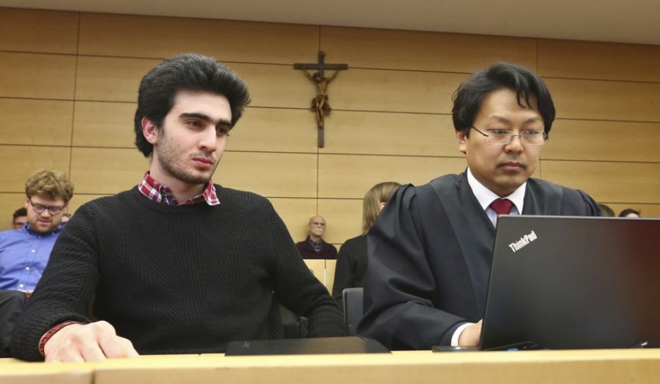 nguoi ti nan syria khon kho vi anh selfie voi thu tuong merkel