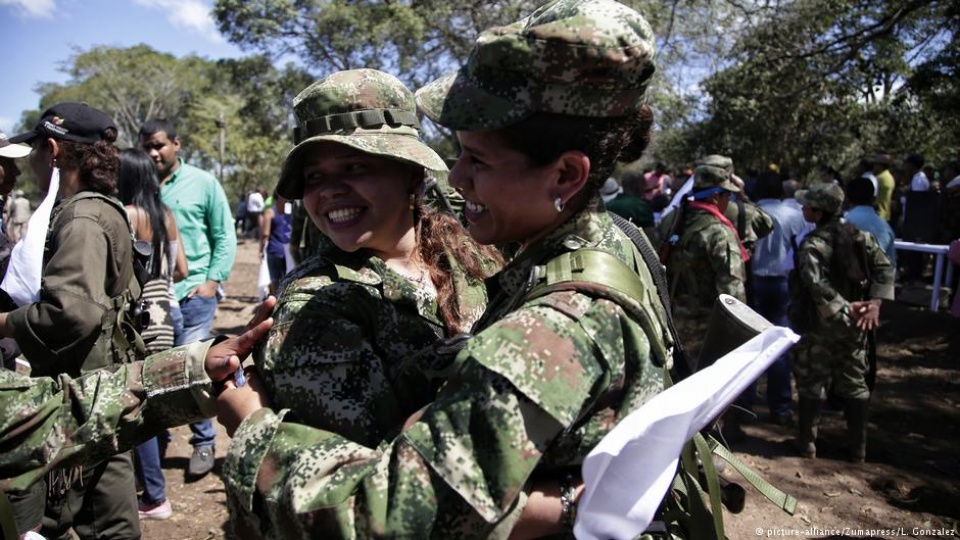 colombia farc chinh thuc hoan thanh giai giap vu khi