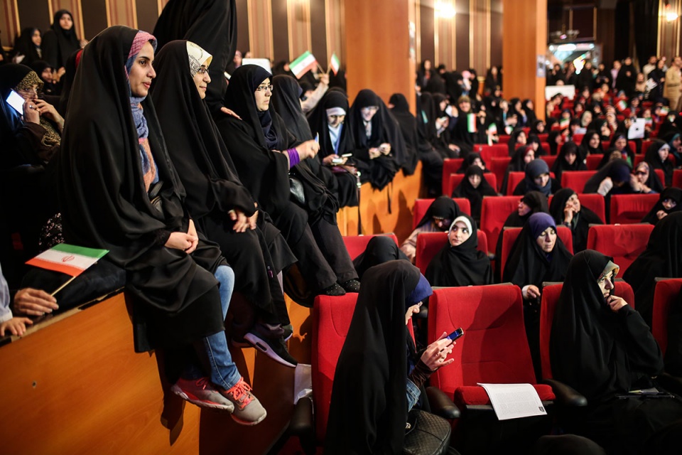 bau cu tong thong iran qua anh