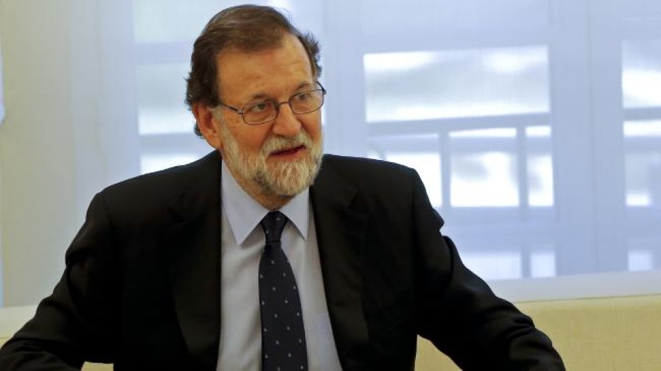 thu tuong tay ban nha de ngo kha nang dinh chi quyen tu tri cua catalunya