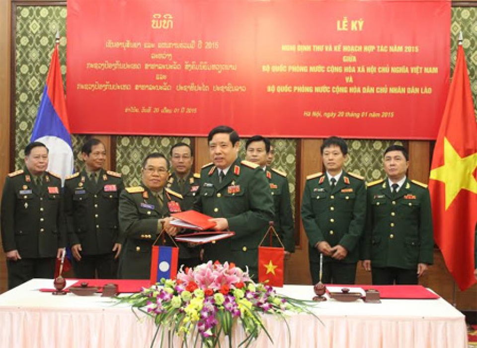 viet nam ho tro trang thiet bi khi tai thong tin cho quan doi lao