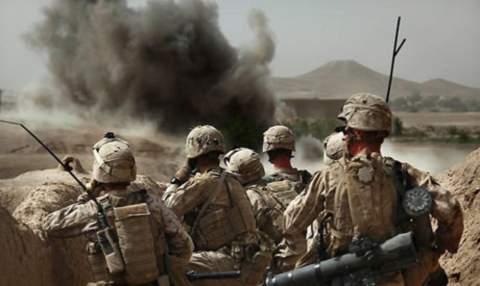 vong luan quan bao luc va bat on o afghanistan