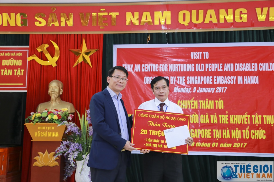 Tết ấm tình người ở Thụy An tet am tinh nguoi o thuy an