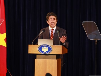 Hợp sức vì hòa bình và phồn vinh khu vực