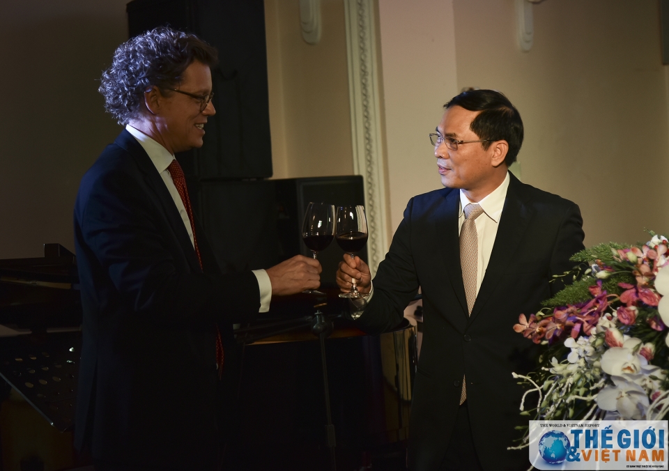 ky niem 50 nam thiet lap quan he ngoai giao viet nam thuy dien